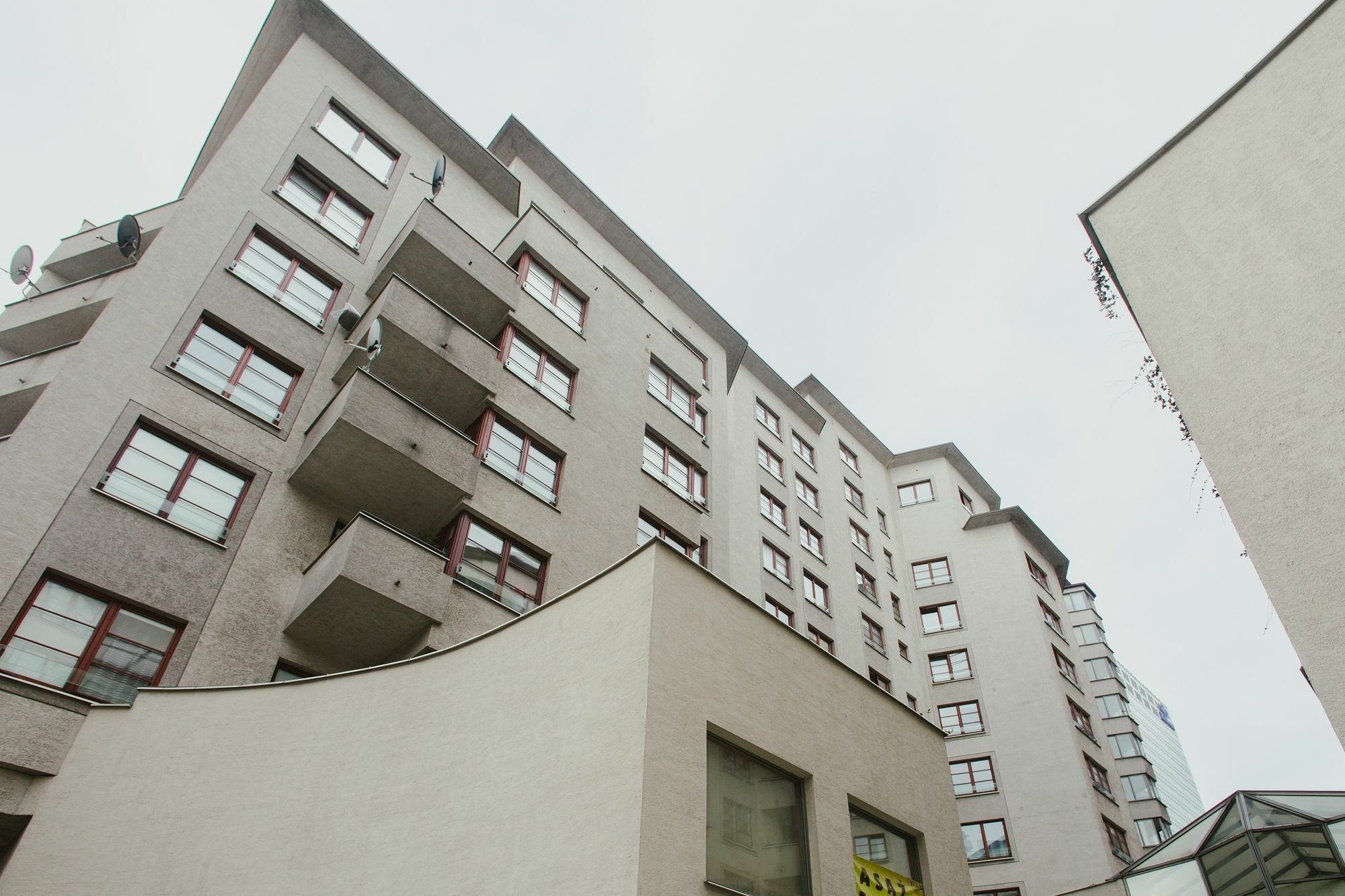 Lucka Rooms - Hey Jude  Warschau Buitenkant foto